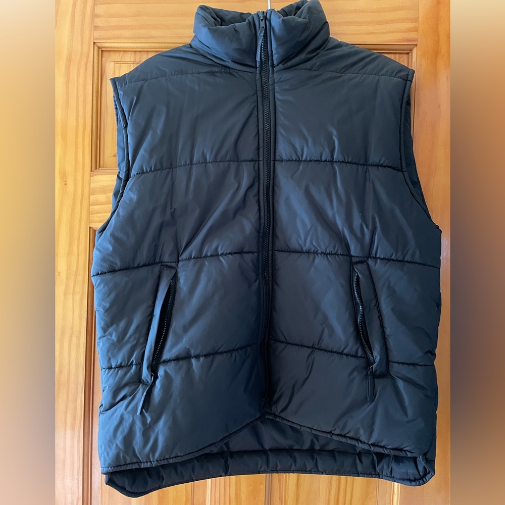 XX Stat men’s vest sz M, back, front pockets with zipper, EUC